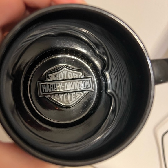 Harley Davidson Vintage Wolf Logo Coffee Mug - Picture 4 of 5